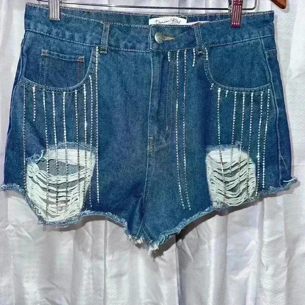 Denim Blvd Bedazzled Destressed Denim Shorts Blue M Size - Picture 2 of 13